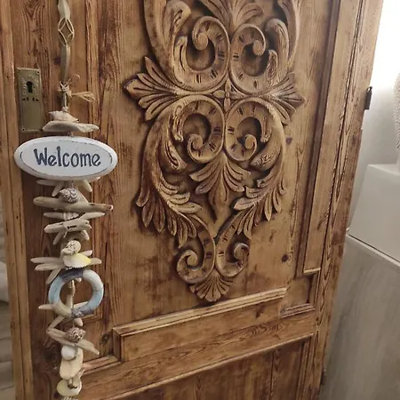 La Casa Di Nina 住宿加早餐酒店 La Maddalena (Cagliari)