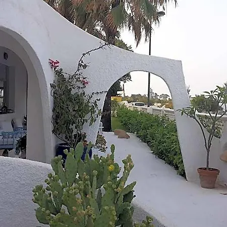 La Casa Di Nina Panzió La Maddalena
