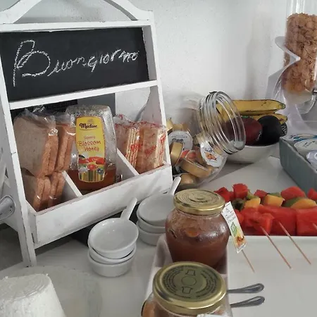 La Casa Di Nina Bed & Breakfast La Maddalena (Cagliari)