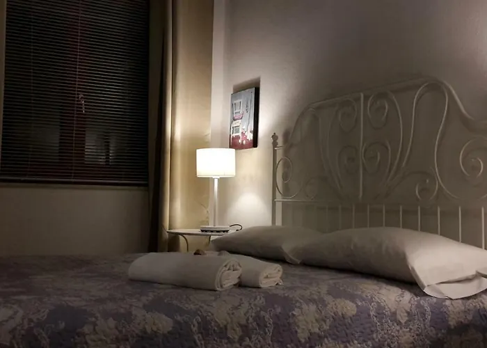 La Casa Di Nina 住宿加早餐酒店 4*